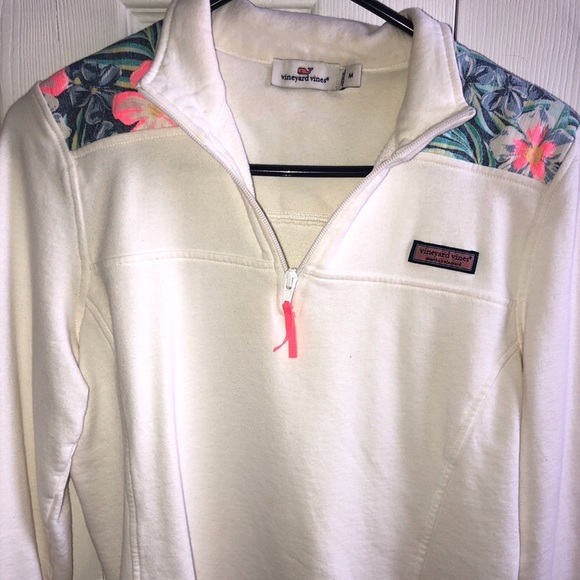 Vineyard Vines Sweaters - Vineyard Vines Hawaiian Shep Shirt